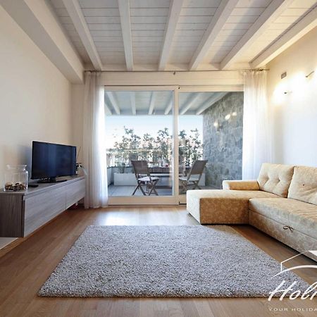 Warda A6 Apartment Desenzano del Garda Eksteriør bilde