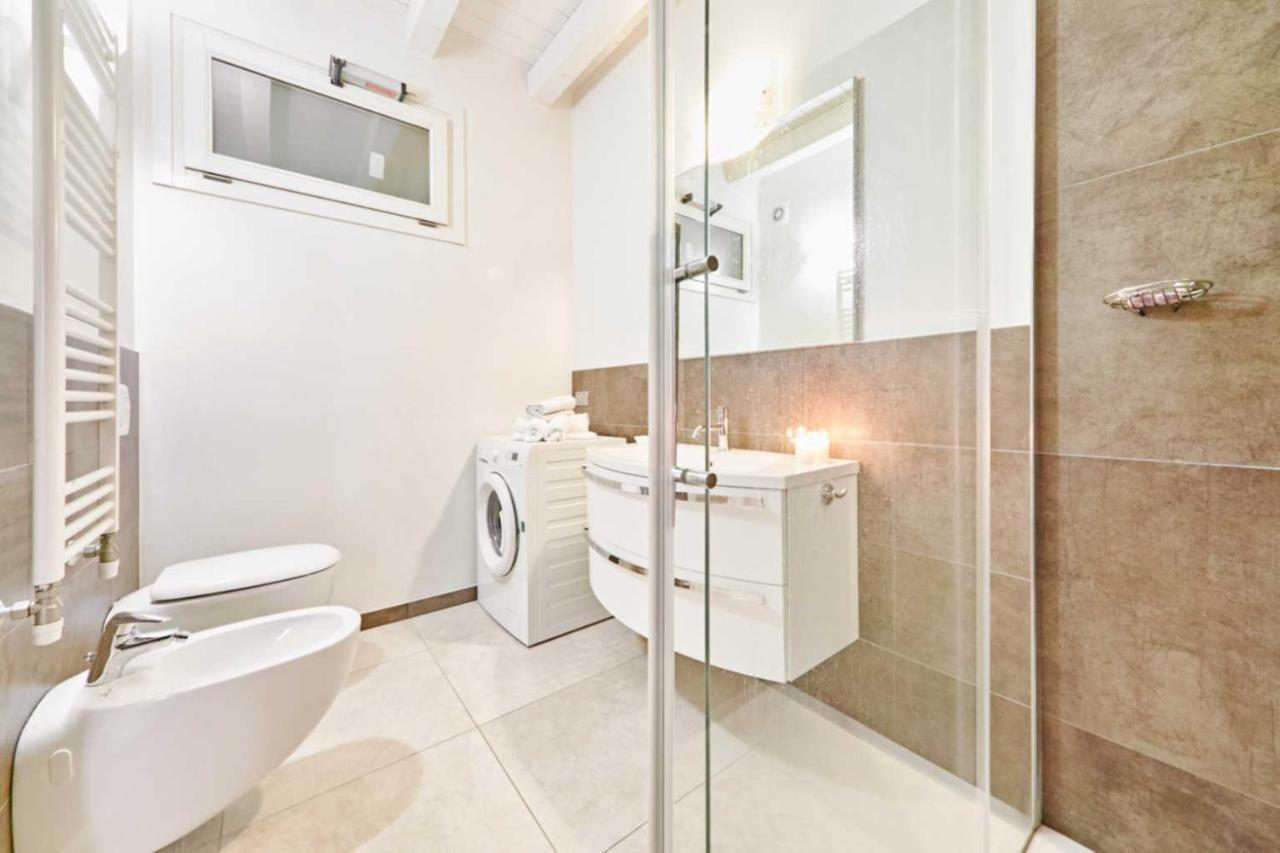 Warda A6 Apartment Desenzano del Garda Eksteriør bilde